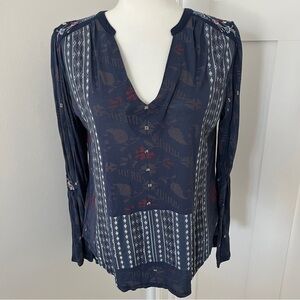 Lucky Brand Dark Blue V-neck Long Bell Sleeved Embroidered Blouse Sz XS *G20